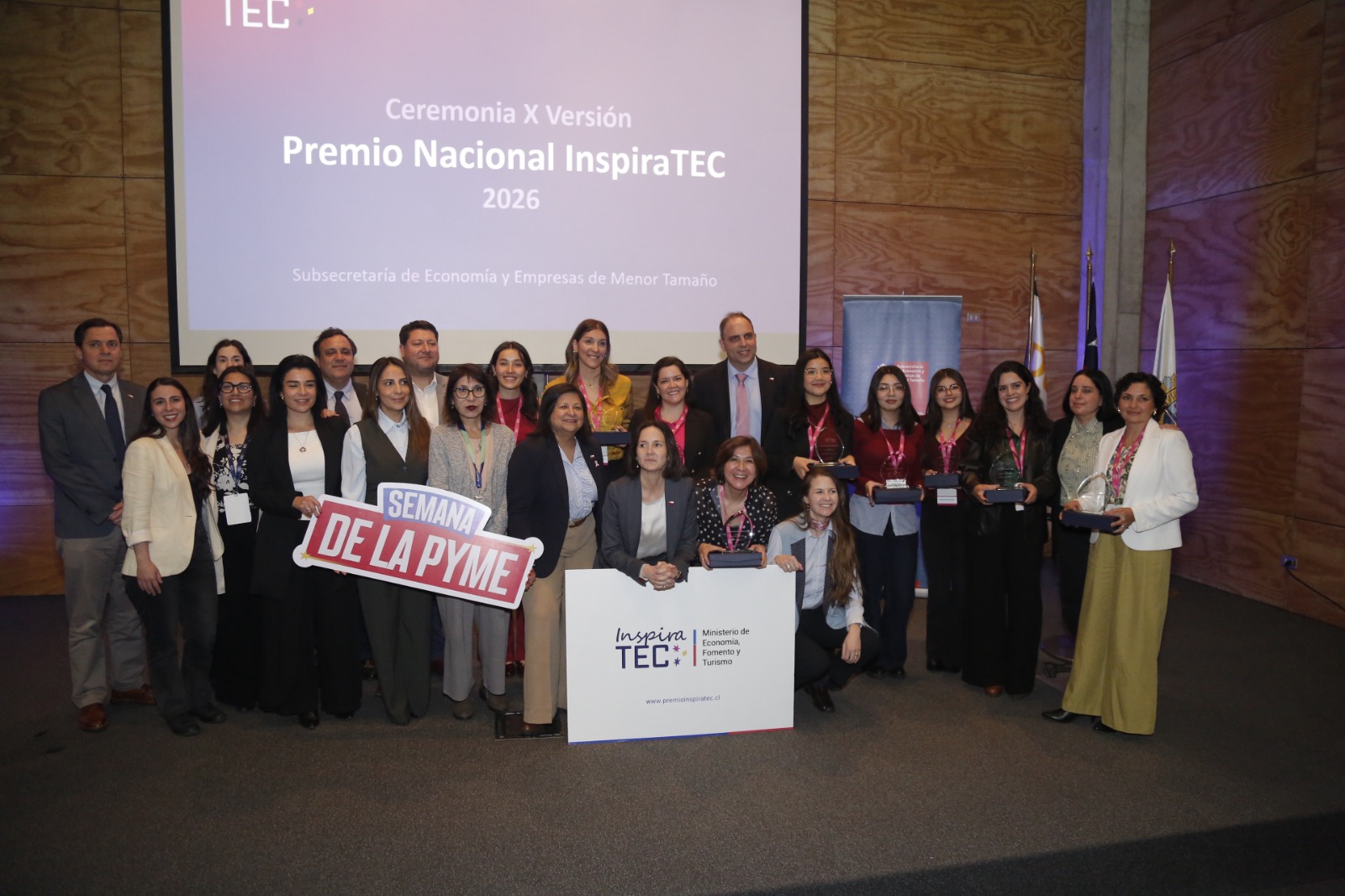 Talento de Ñuble destaca a nivel nacional: Chillaneja Rayén Inostroza gana el Premio InspiraTEC 2026 en la categoría Emprendedora STEM